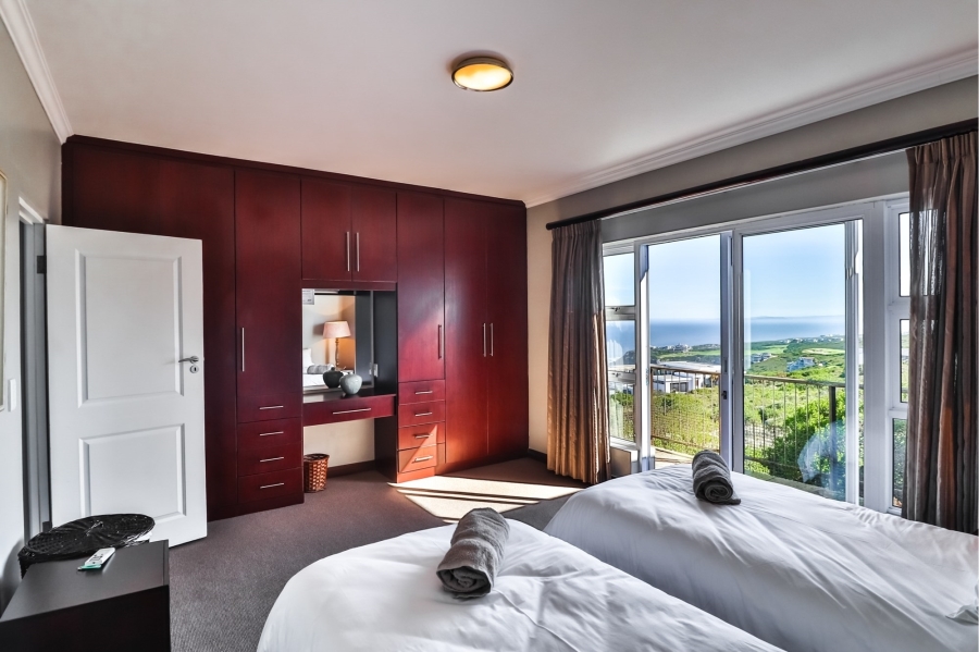 4 Bedroom Property for Sale in Pinnacle Point Golf Estate Western Cape